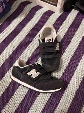 New Balance Kids Black and White Hook-and-Loop Sneakers